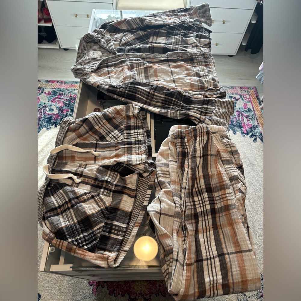 American eagle 3 piece PJ set